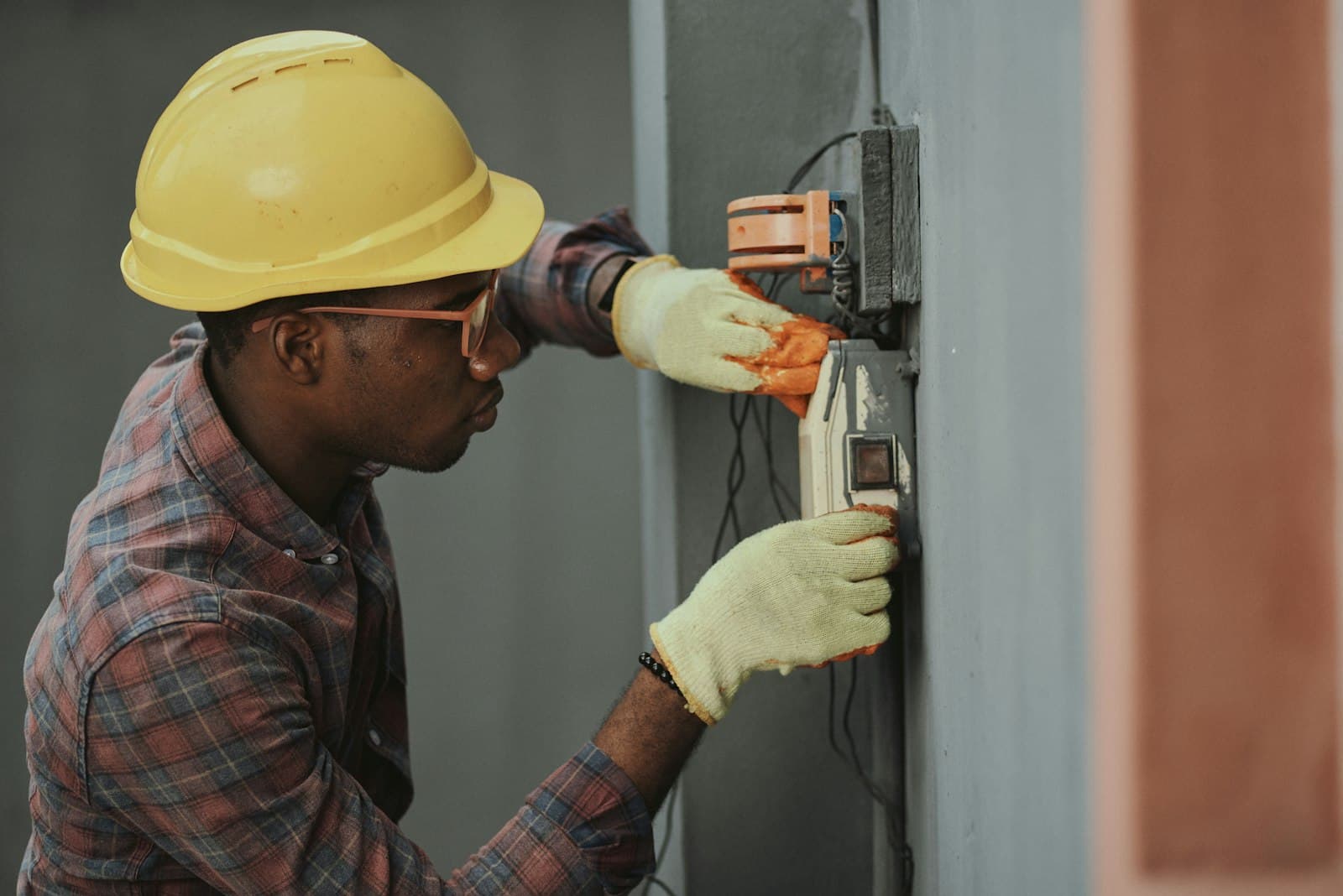 Field Services & Infrastructure